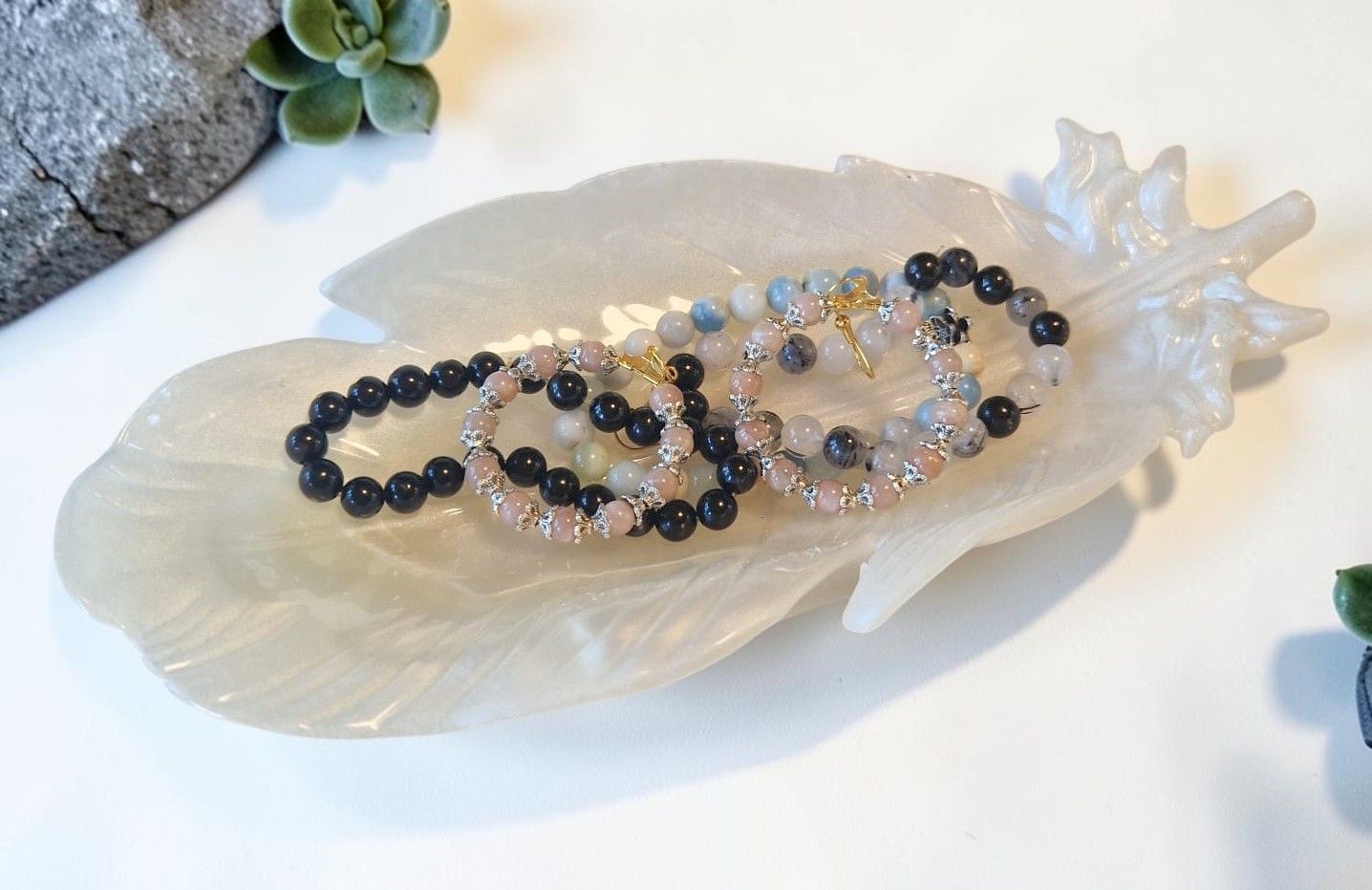Schale - Feder in weiß