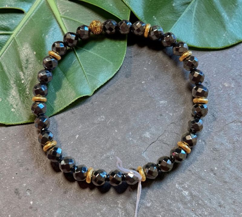​Armband - Hämatit facetiert - AB Qualität - 6 mm