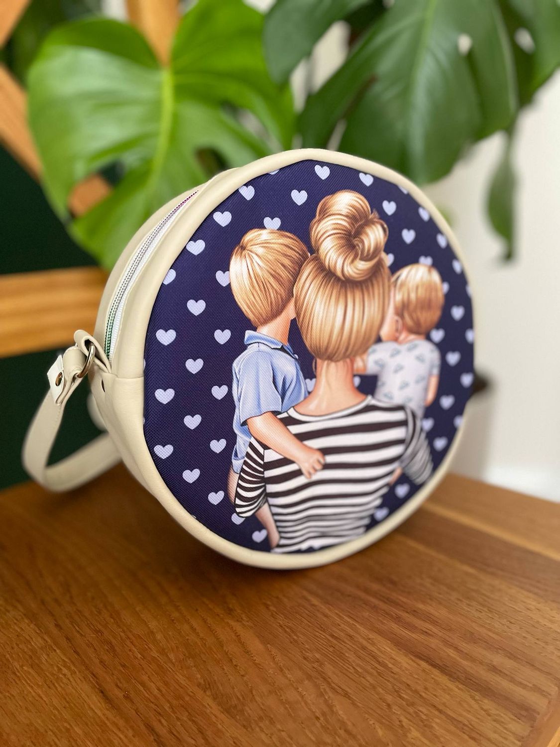 Round Crossbody Bag – Mom &amp; Kids Illustration with Heart Print (Cream)