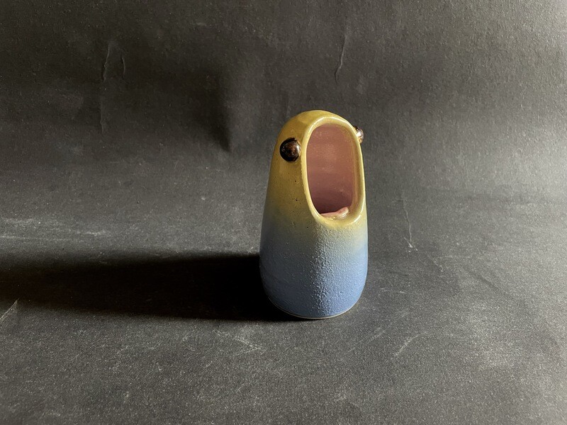 Screaming vase - tiny Freddie