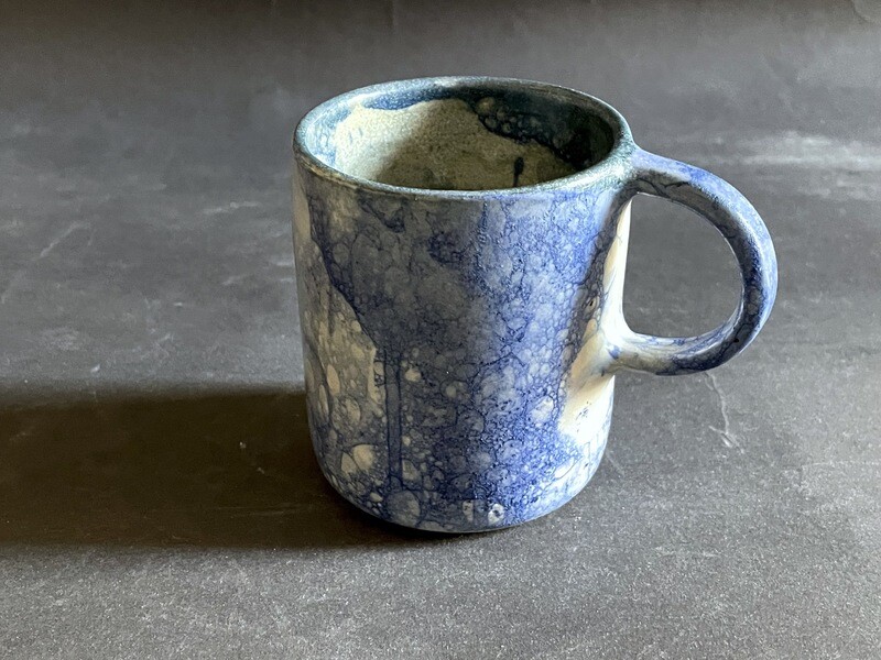Bubble-glazed mug