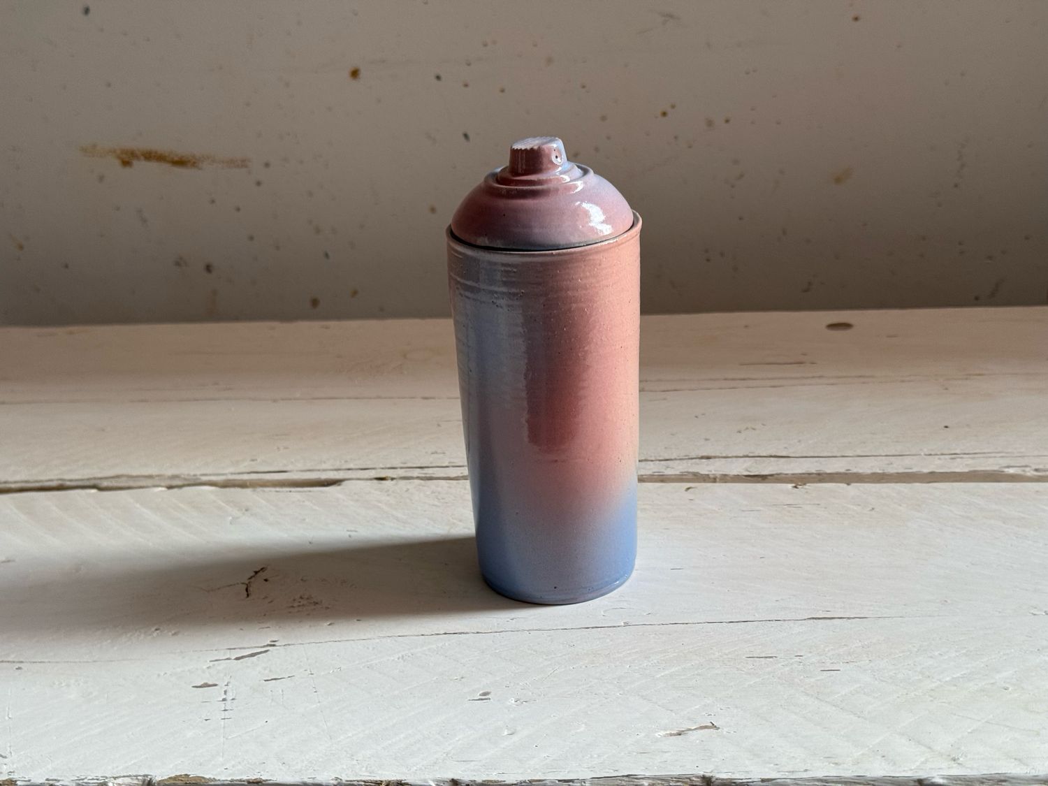 Spray can