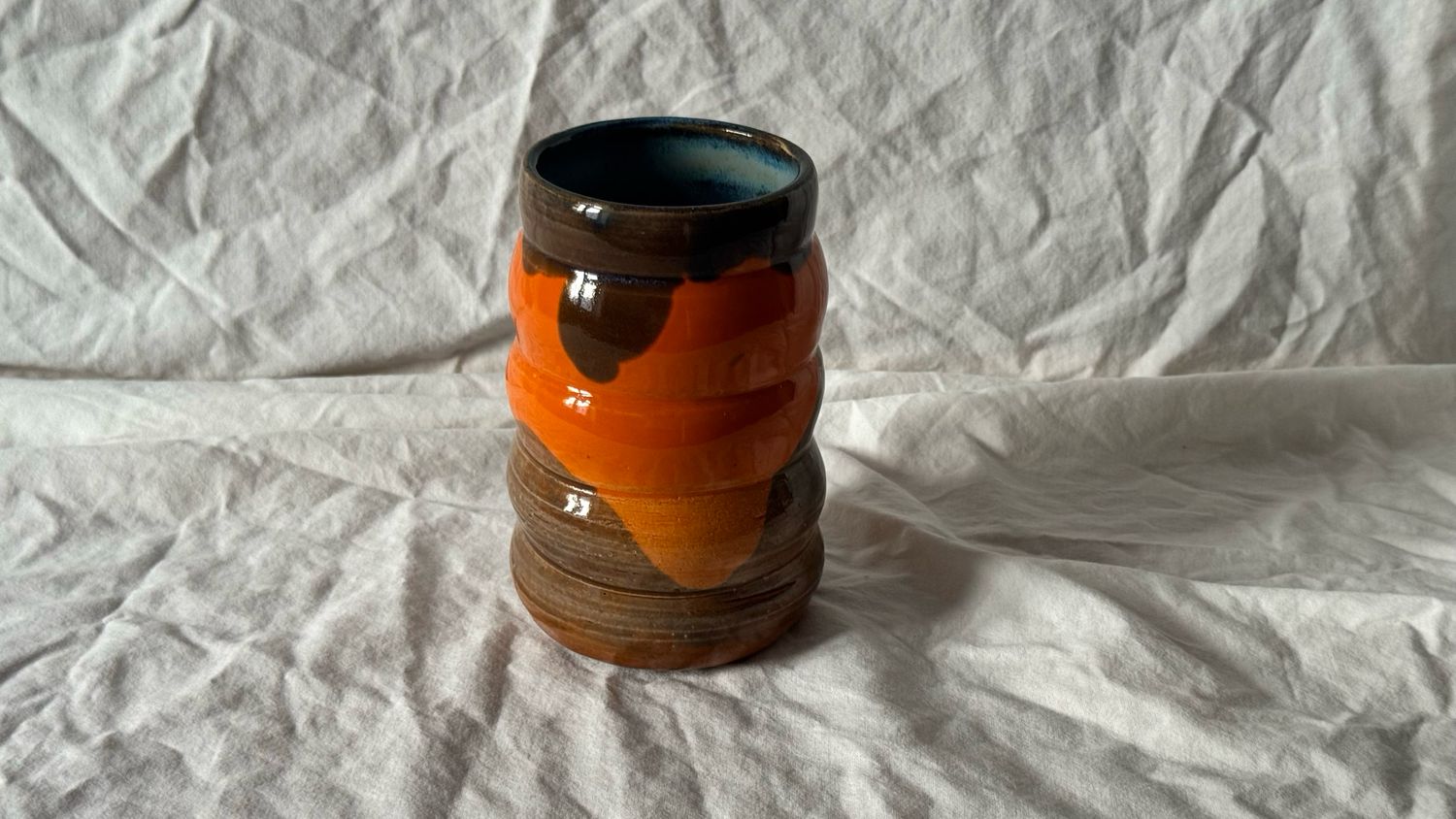 Medium bubbly vase
