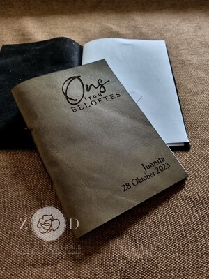 Vows Booklet Set - Custom Engraving on Genuine Leather
wedding
