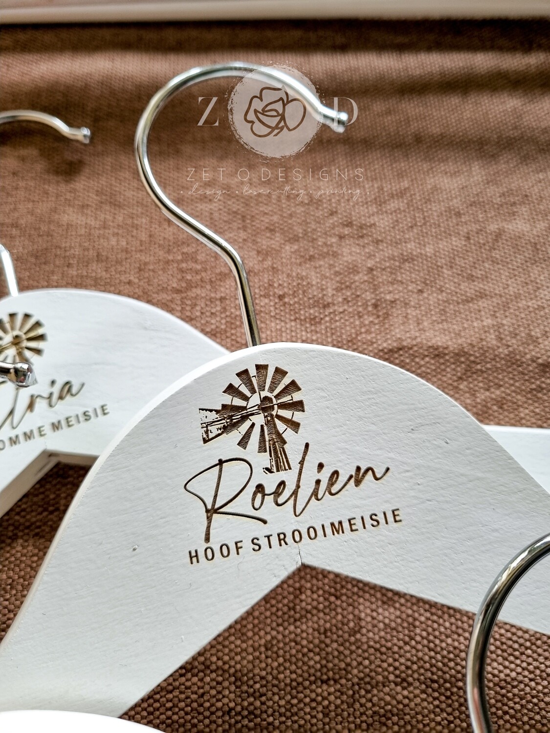 Wooden Hanger - Windpomp Motif - Include Custom Name Engraving Wooden Hanger- Custom windpomp
wedding
bride
engraving