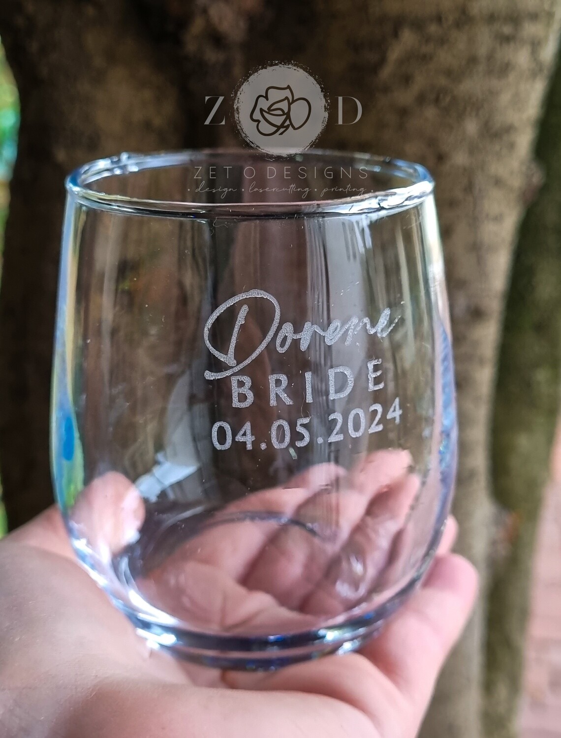 Custom Stemless Wine Glass
wedding
groomsmen
bride
custom engraving
