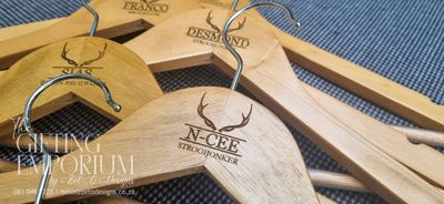 Wooden Hanger - Buck Horns - Include  Custom Name Engraving