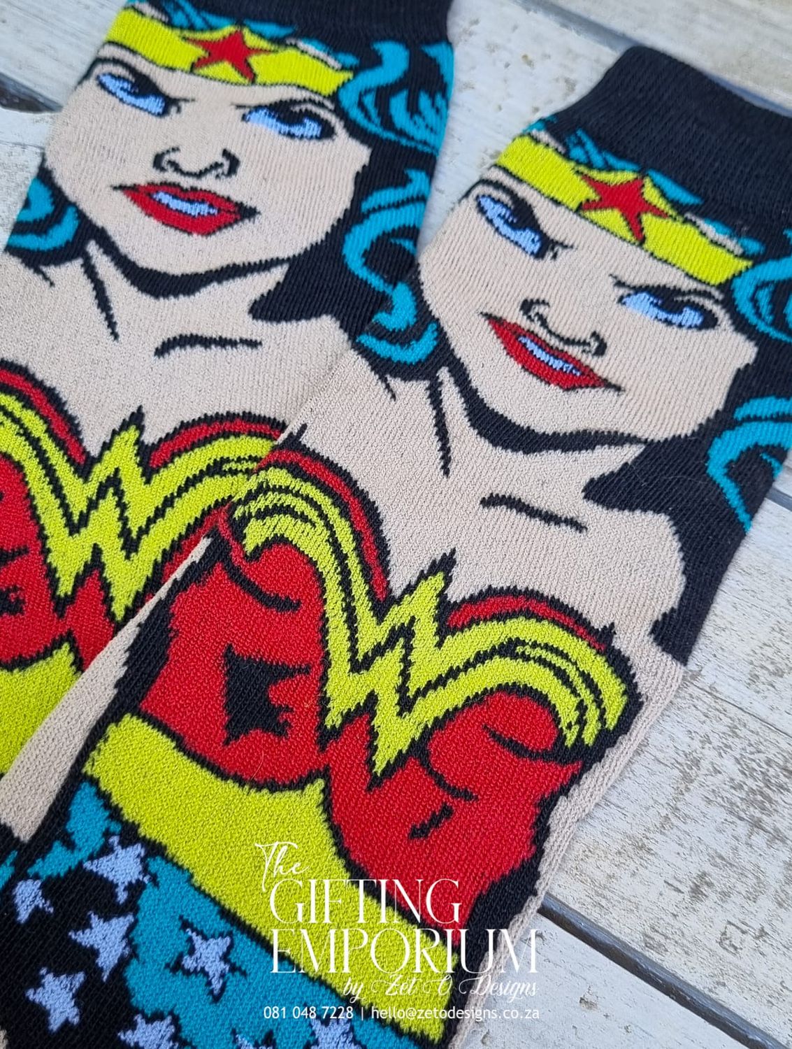 "Wonder Women-themed socks set featuring bold, colorful designs."
