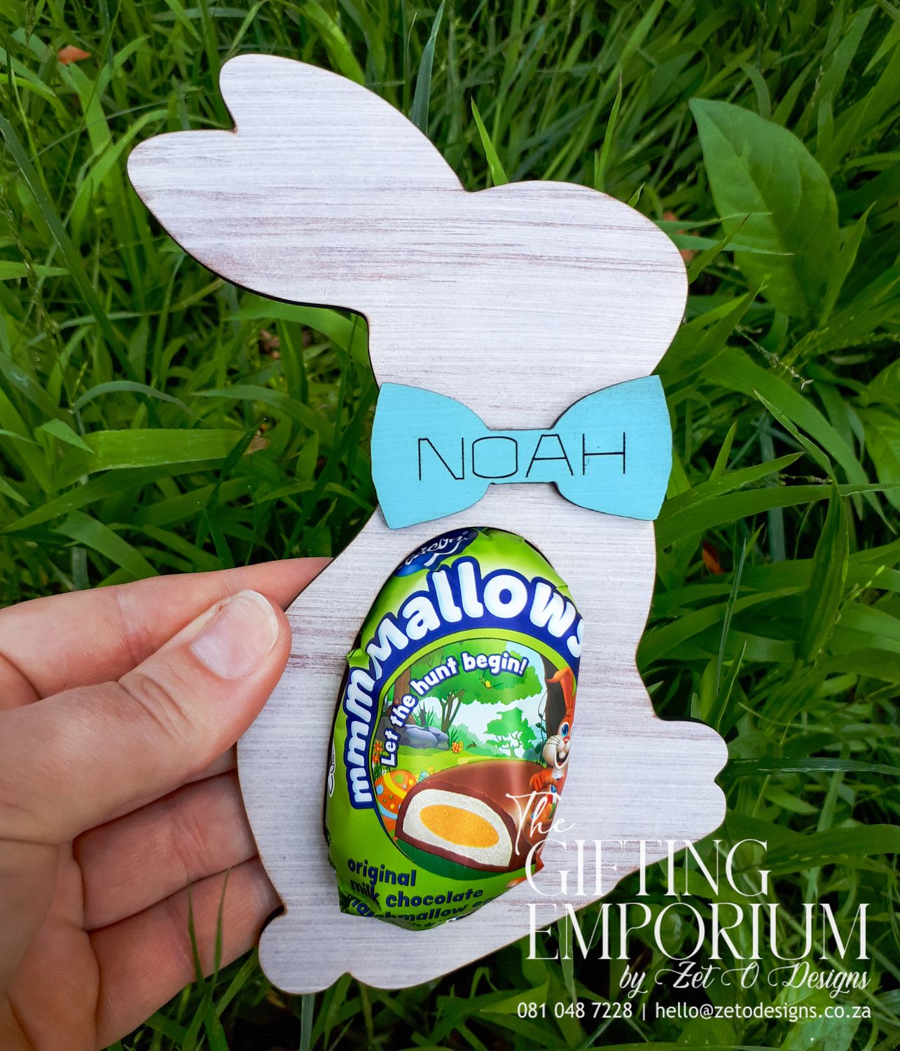 Wooden bunny marshmallow holder featuring custom engraving for a unique Easter gift.
