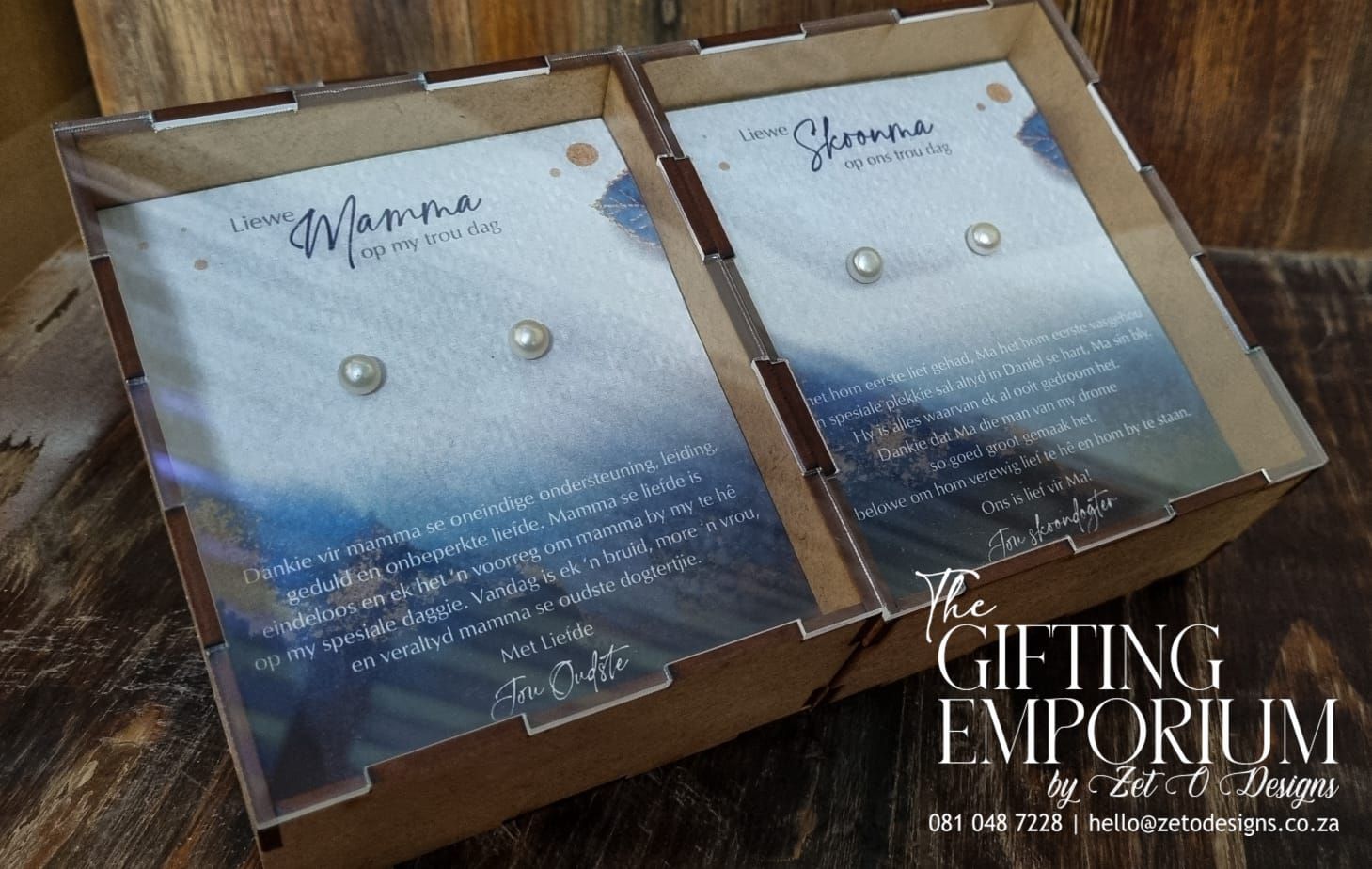 Pearl jewelry gift set with necklace and earrings for mother or mother-in-law