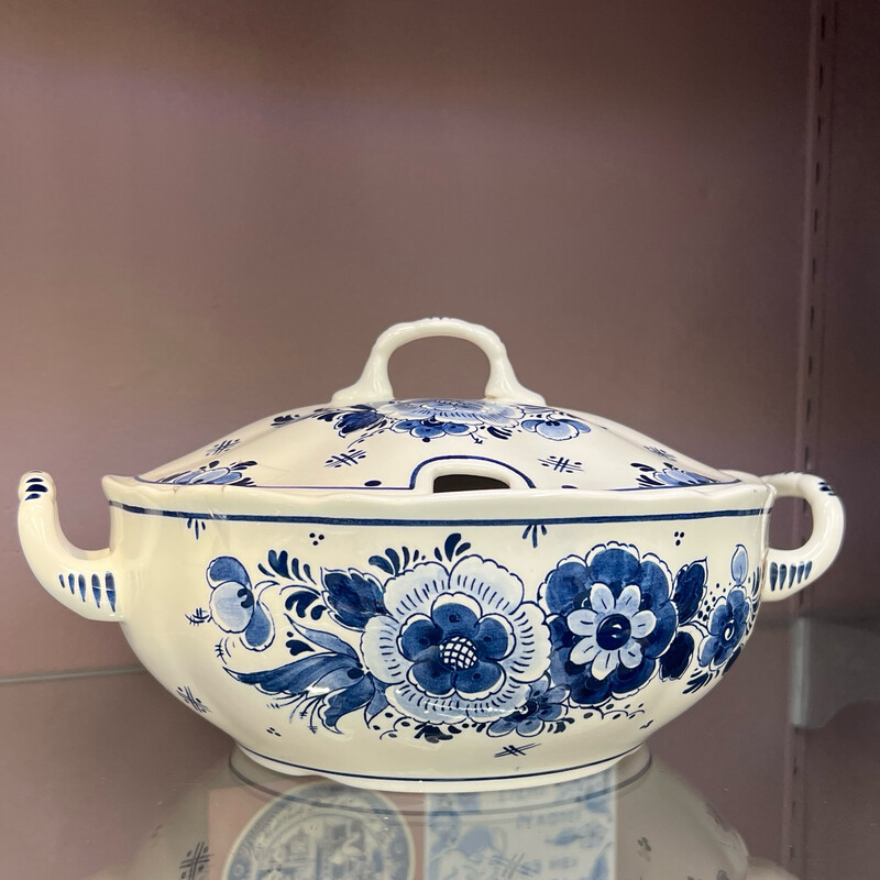 •COVERED DISH• Royal Goedewaagen