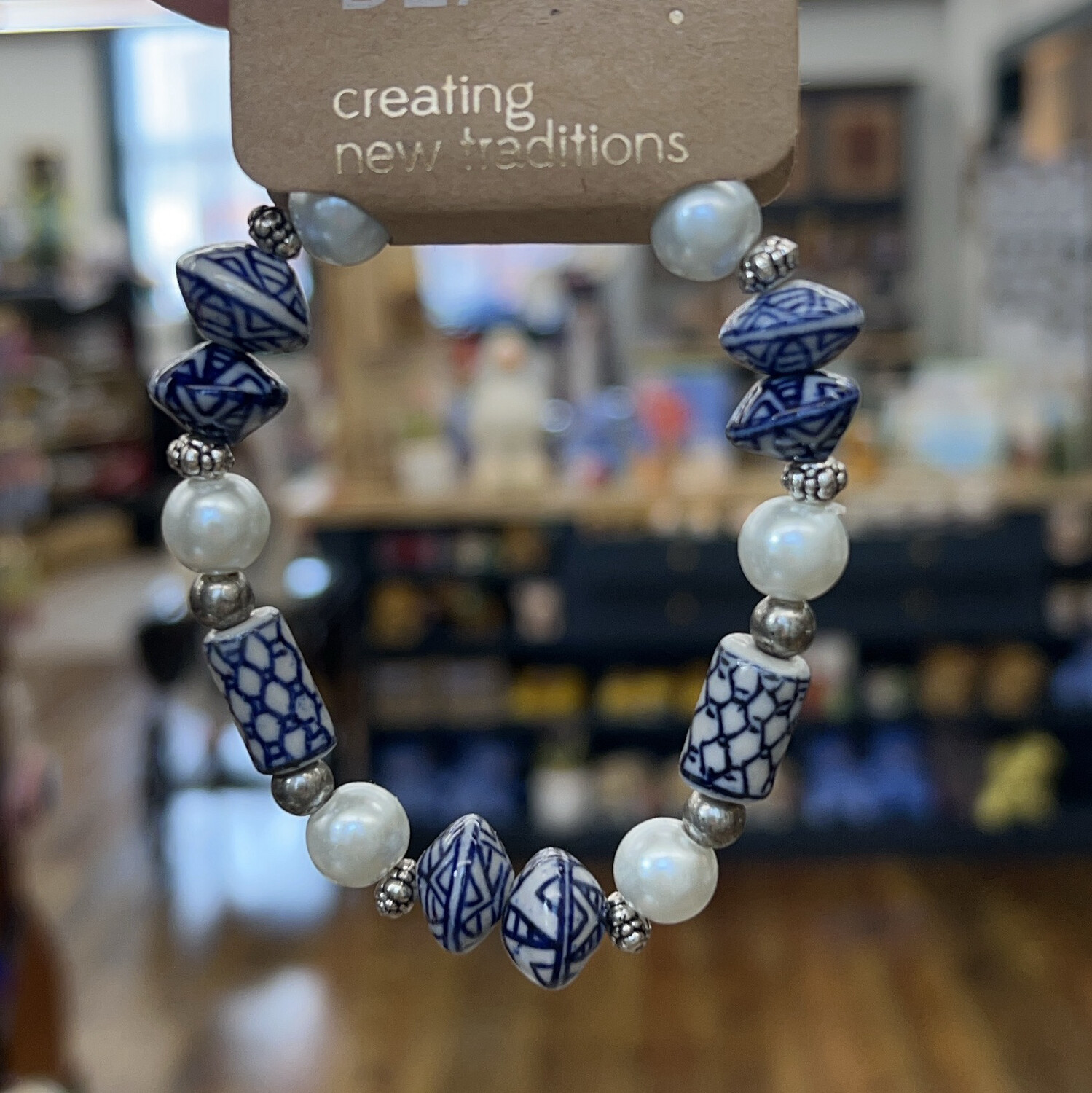 •BRACELET• Delft White Pearls