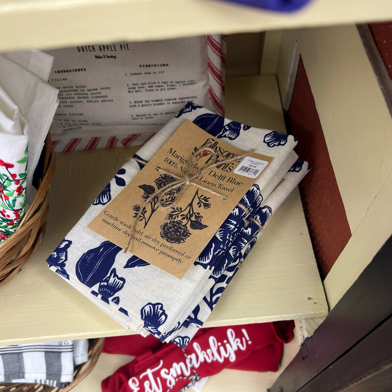 •TOWEL• Delft Blue Marigold