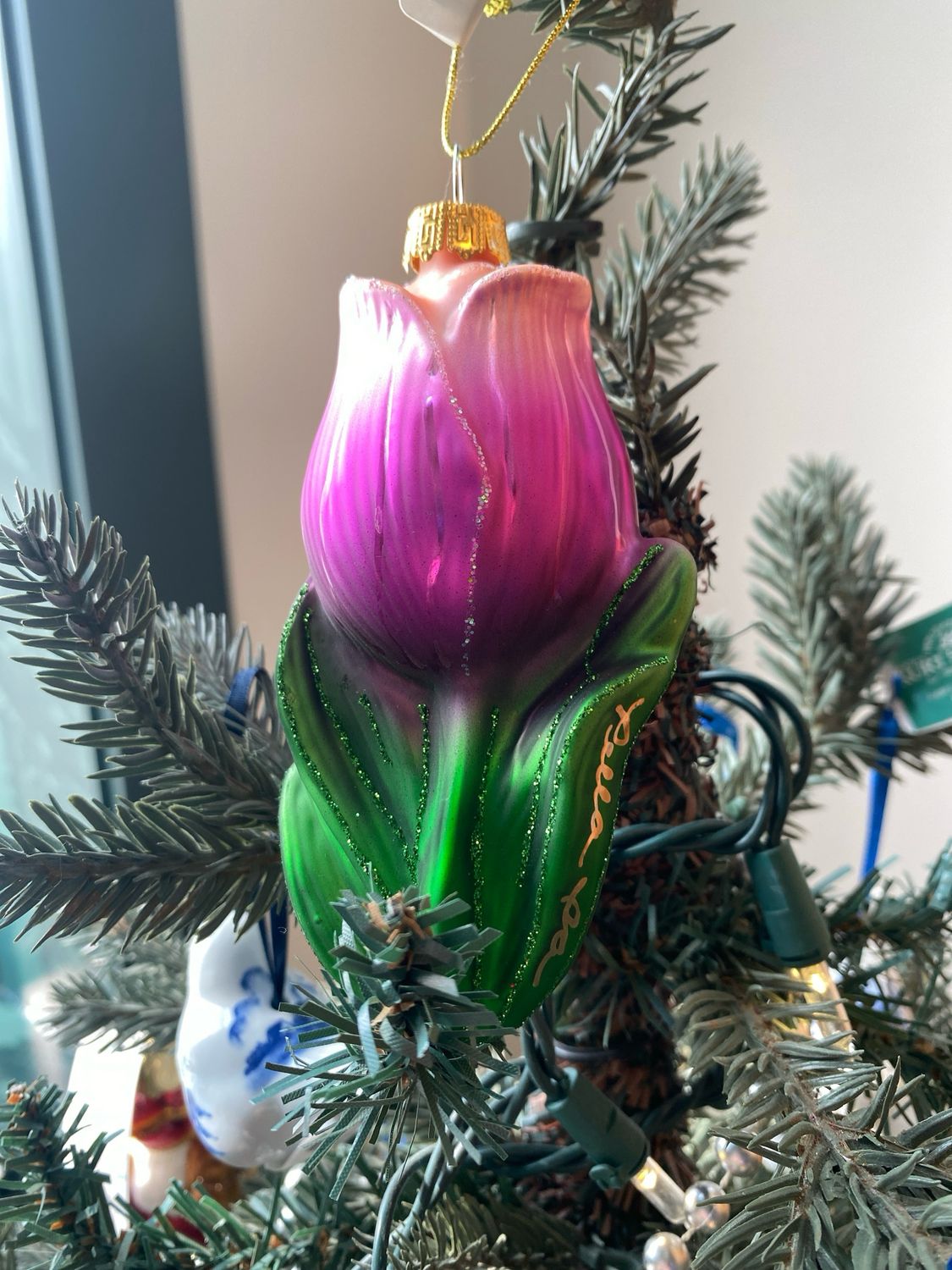 •ORNAMENT• Glass Pink Tulip
