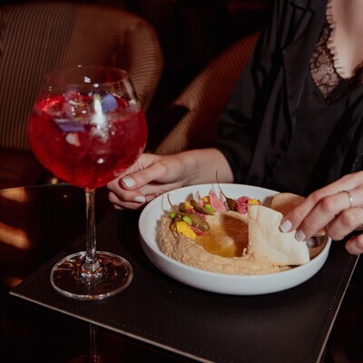 Tapeo & Tragos Clásicos en Alberto's Lobby Bar - 2 personas