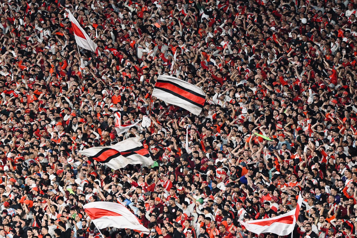 Experiencia River Plate - 13 de Julio - River Plate vs. Platense