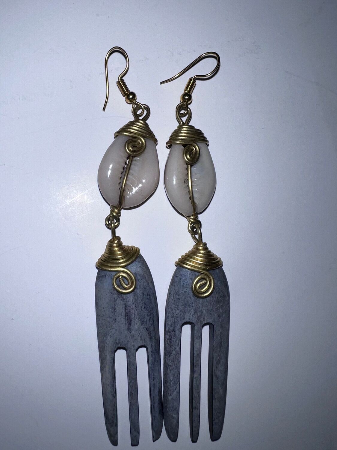 Afro Comb Shell Inspired Earring - Grey