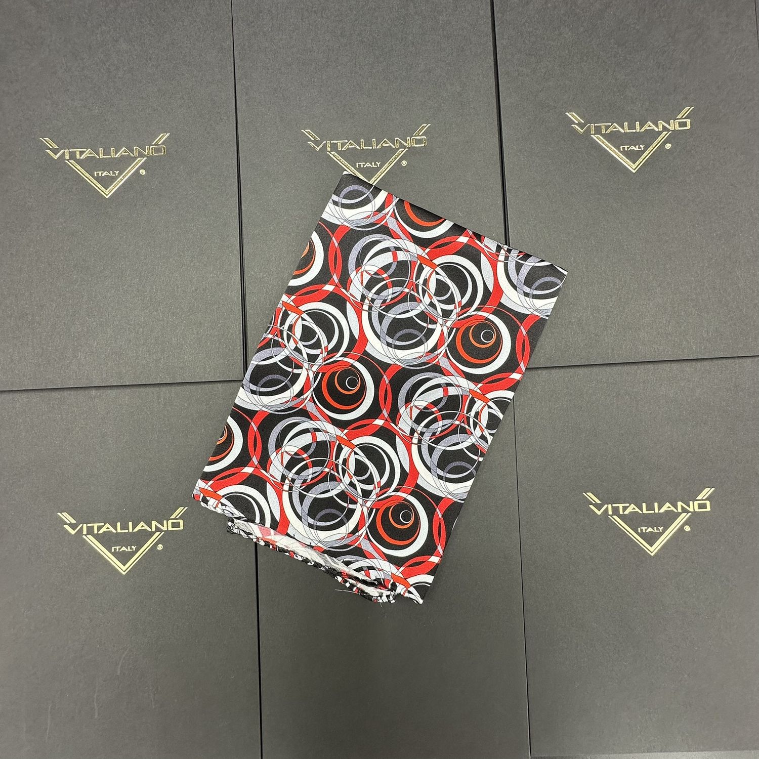 Vitaliano 15577 Handerkchief 1 of 1