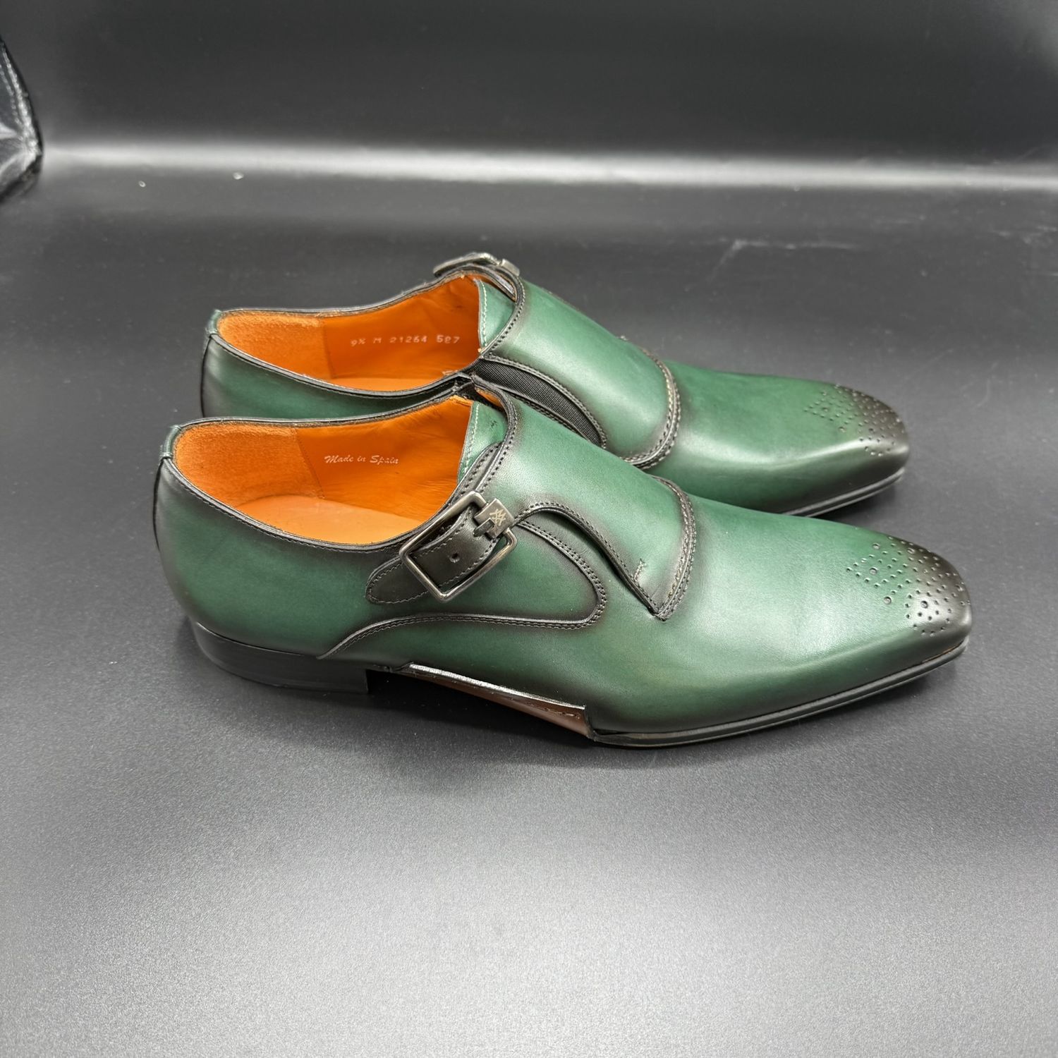 Mezlan - Forest Monk - Green