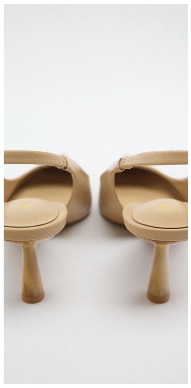 Leather slingback shoes