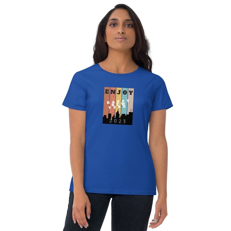 Women&#39;s short sleeve t-shirt
