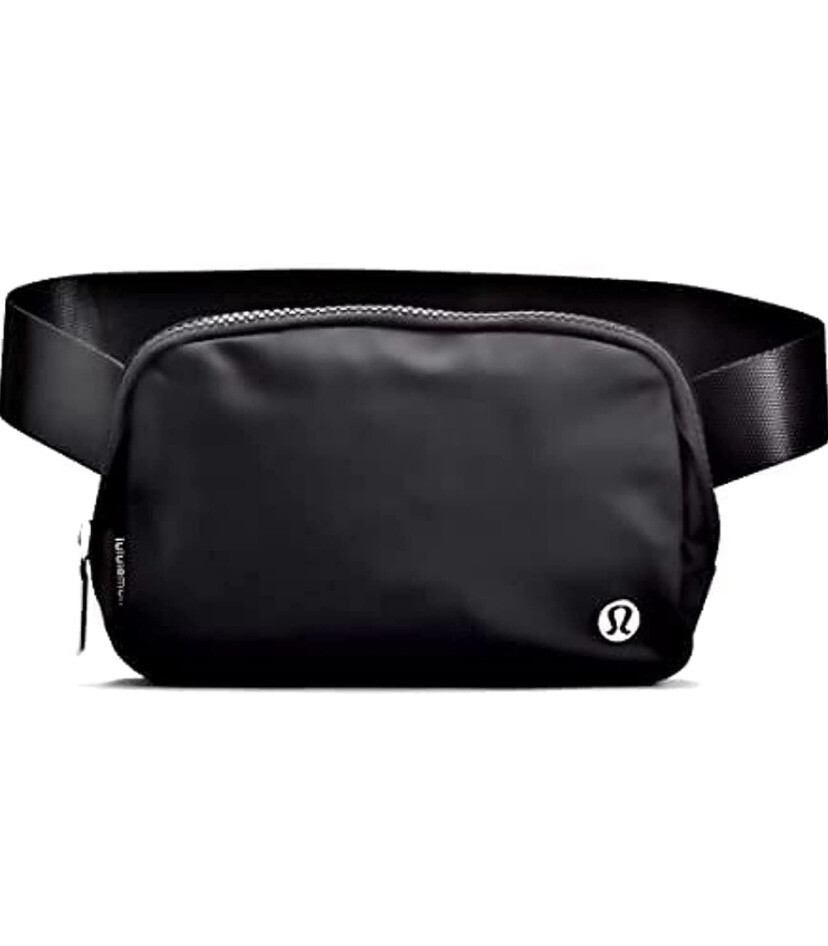 NEW Lululemon “Everywhere Belt Bag” Crossbody