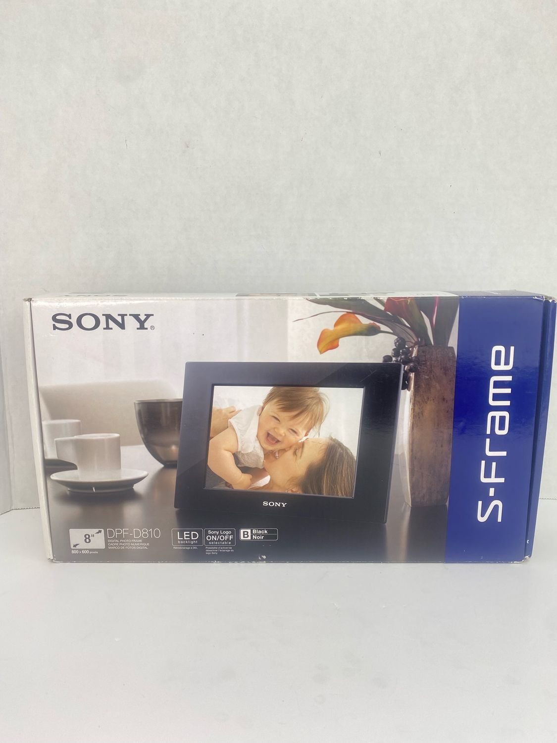 NEW Sony Digital Photo Frame 8”