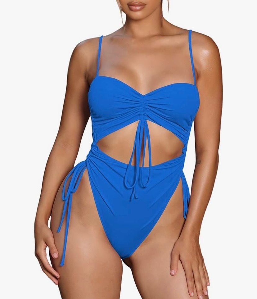NEW Womens One Piece Cutout Swimsuit M