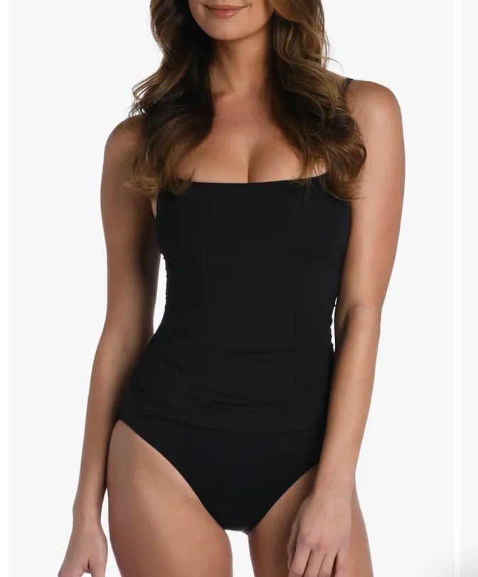 NEW Womens One Piece Spaghetti Strap Swimsuit M