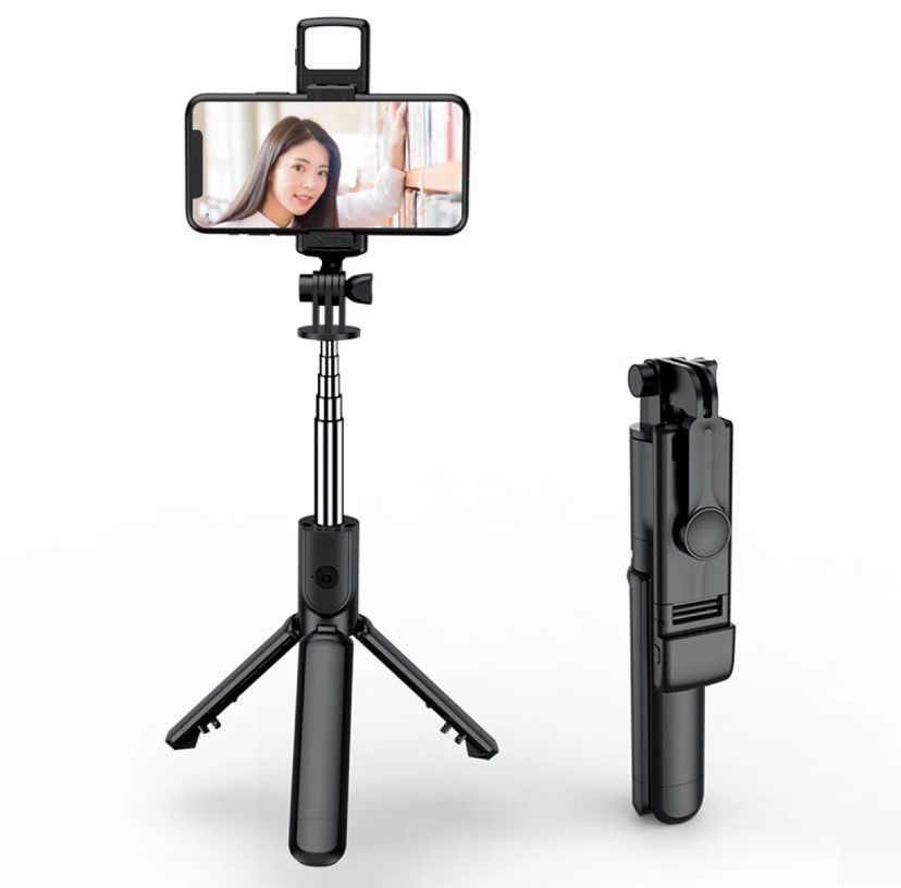 NEW Bluetooth Selfie Stick with Remote