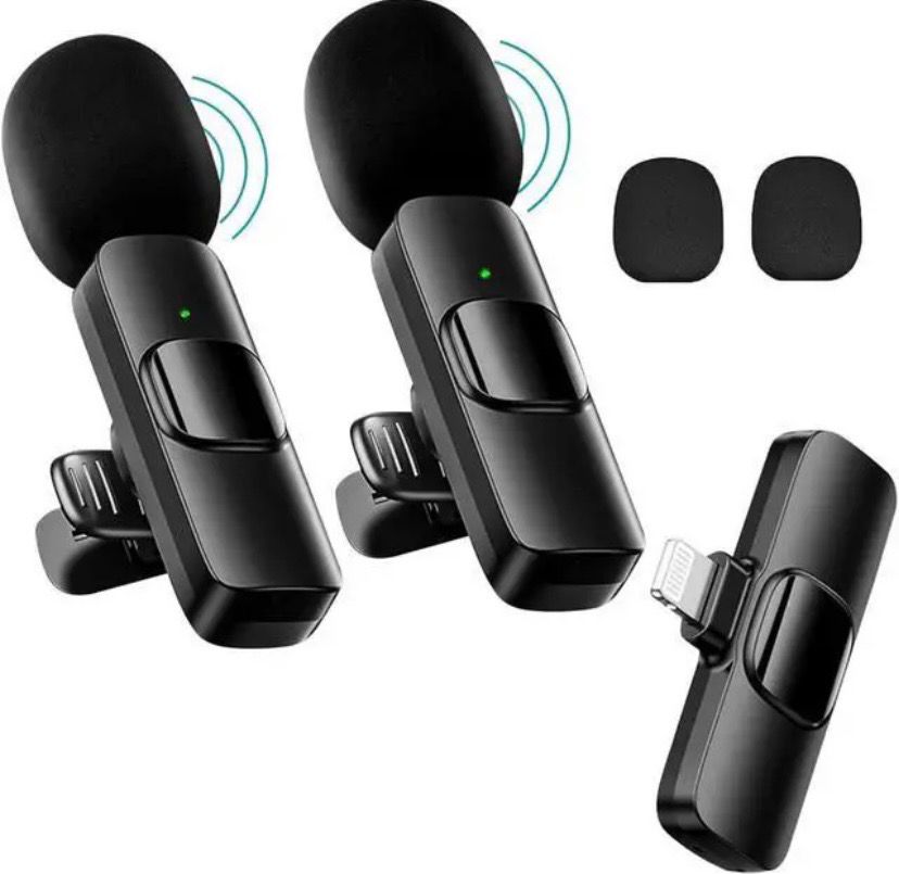 NEW 2 Wireless Lavalier Microphones Lightning