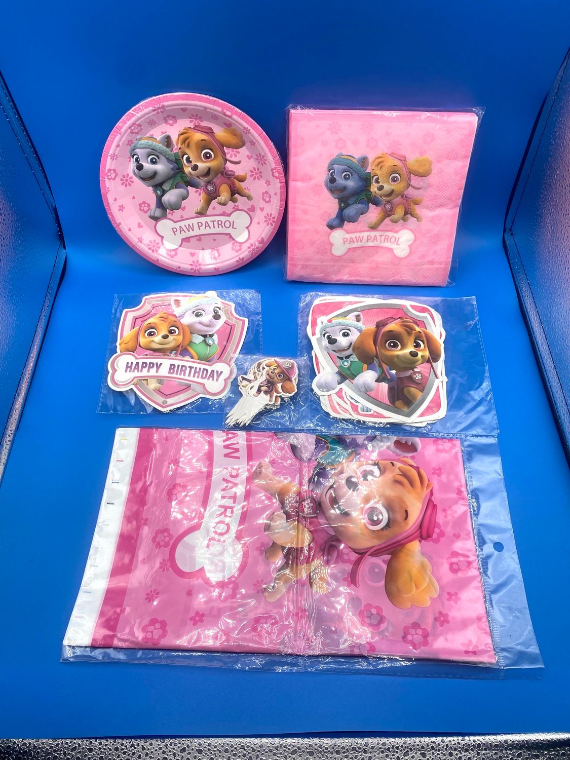 NEW Paw Patrol Party / Cake Set Serves 8
