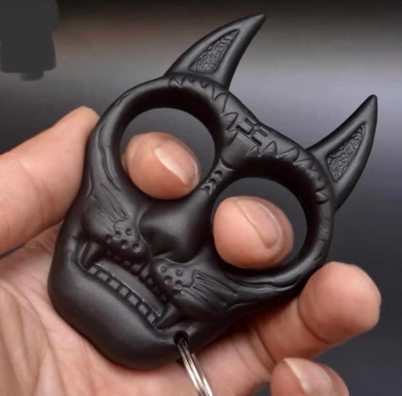 NEW Self Defence Cat Design Keychain