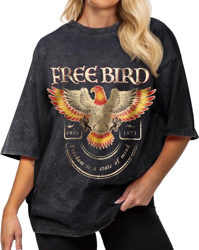 NEW Womens Oversized Washed Retro Style “Free Bird” Shirt L