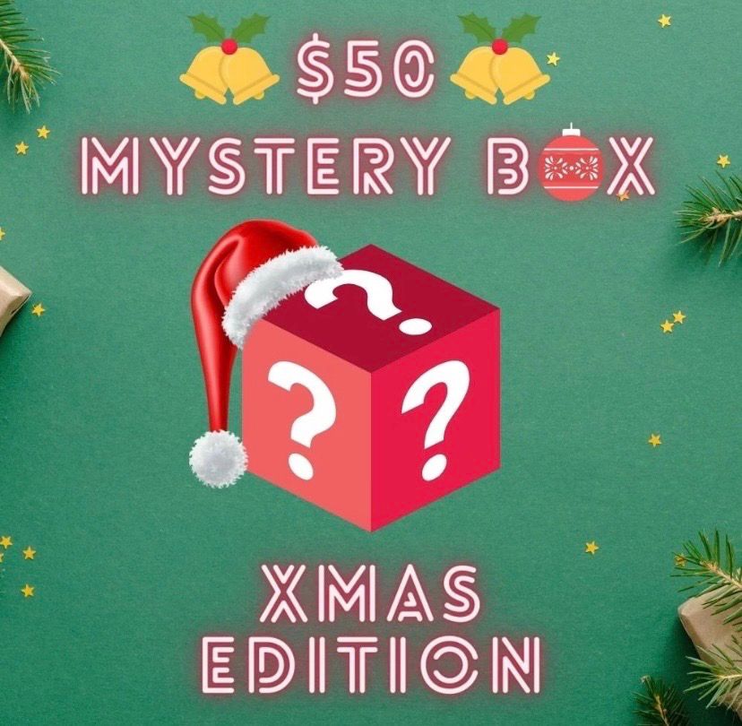 NEW 10 Item Christmas Mystery Box🎄‼️