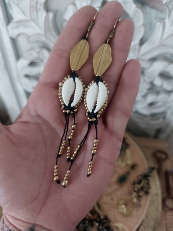 Ethnic cowrie shell earrings 