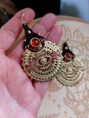 Golden eye earrings carnelian