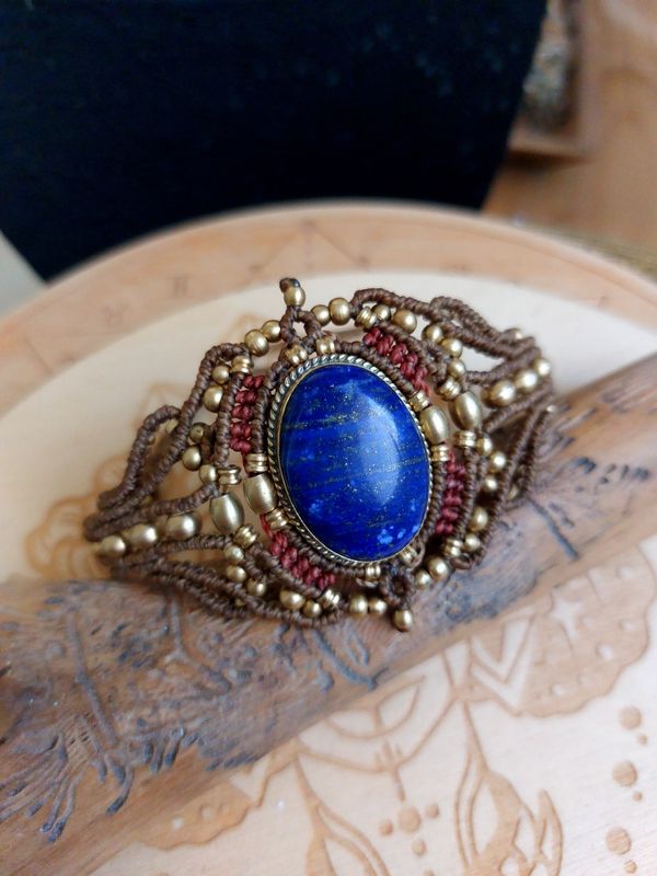 Lapiz lazuli bracelet