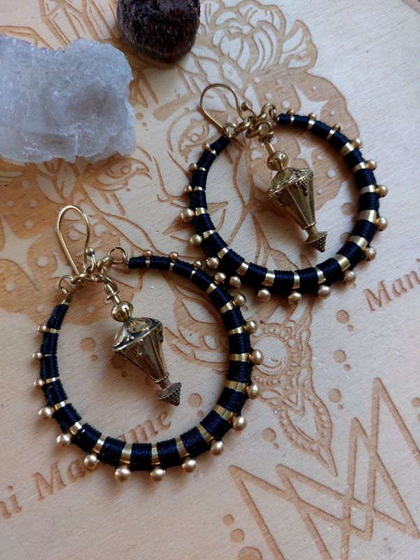 Brown hoop earrings 
