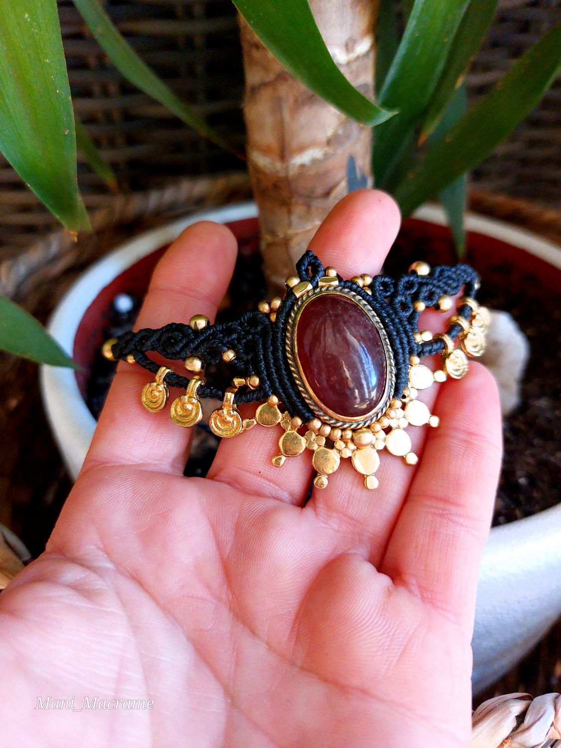 Macrame bracelet strawberry quartz