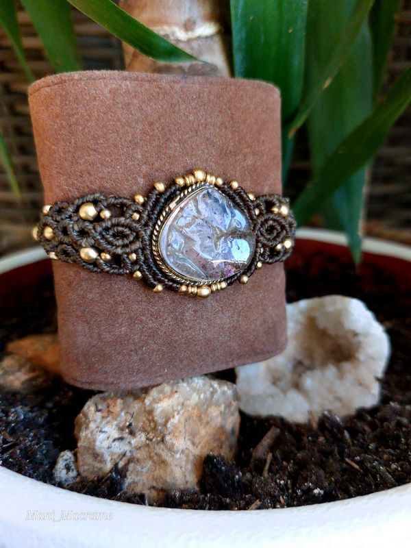 Bracelet quartz crystal 