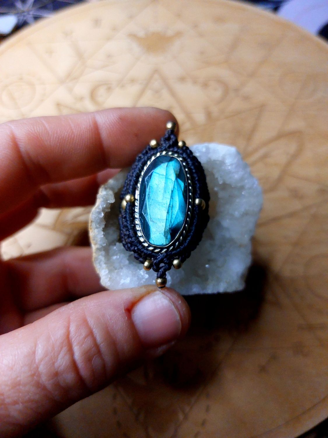 Macrame ring labradorite 
