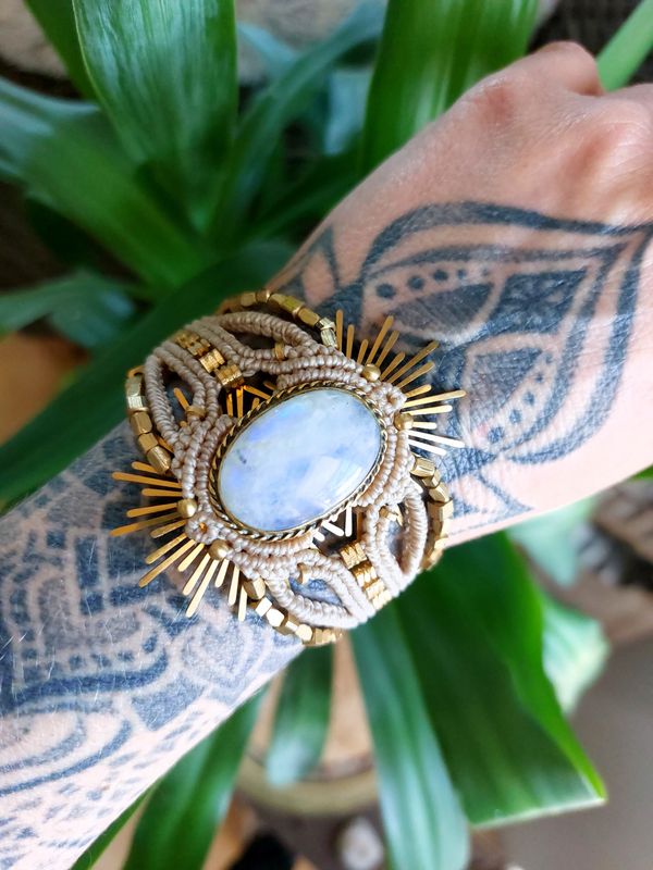 Rainbow moonstone bracelet 