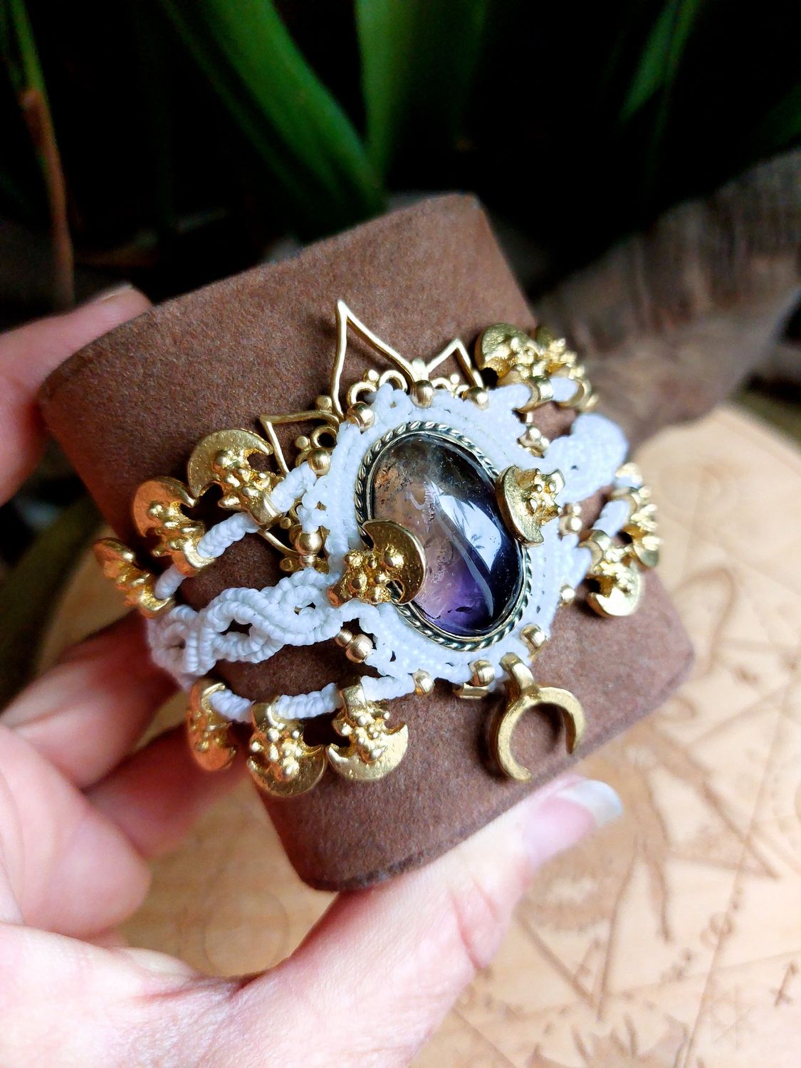 Chunky bracelet white