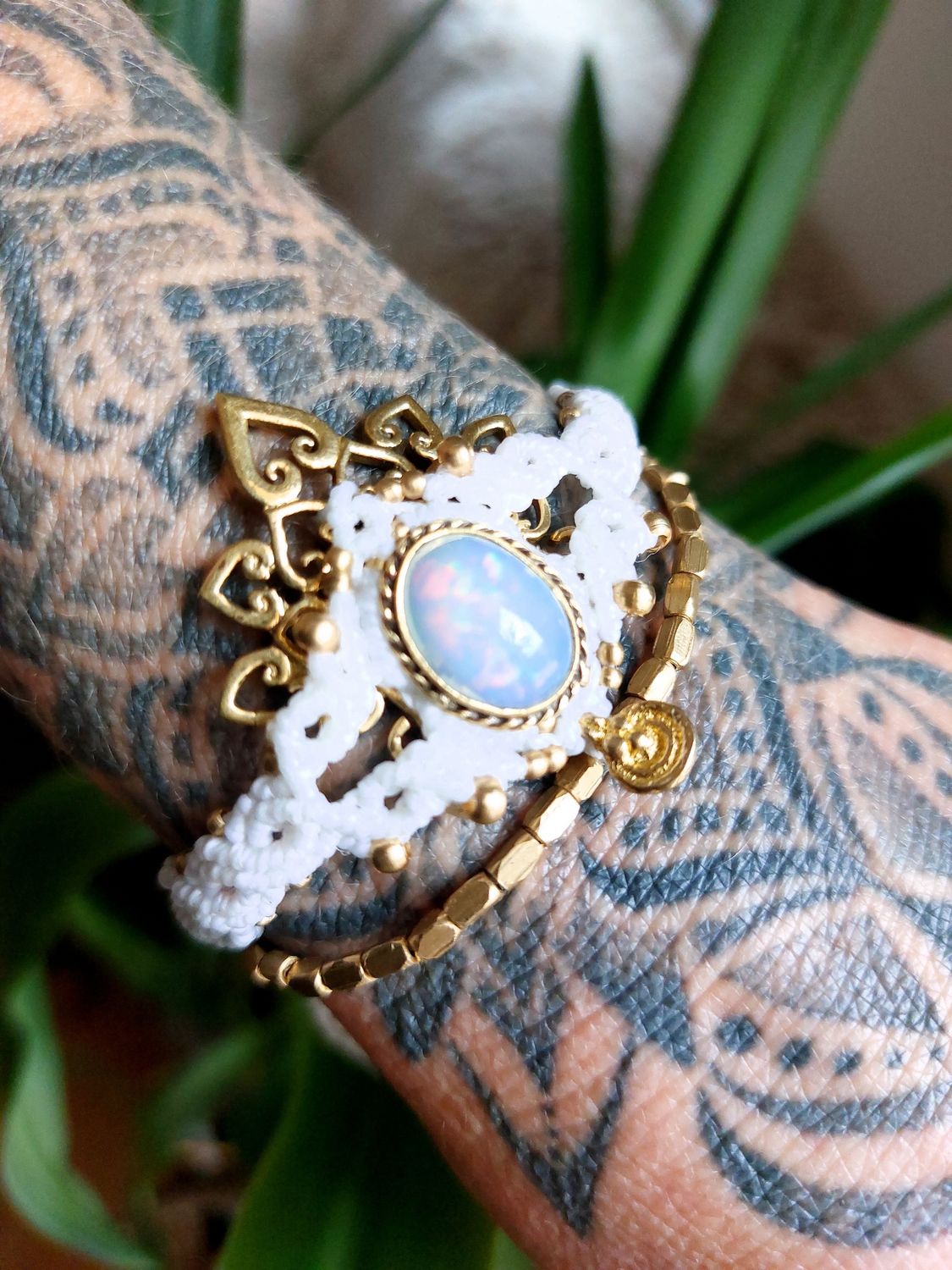 White bracelet opal