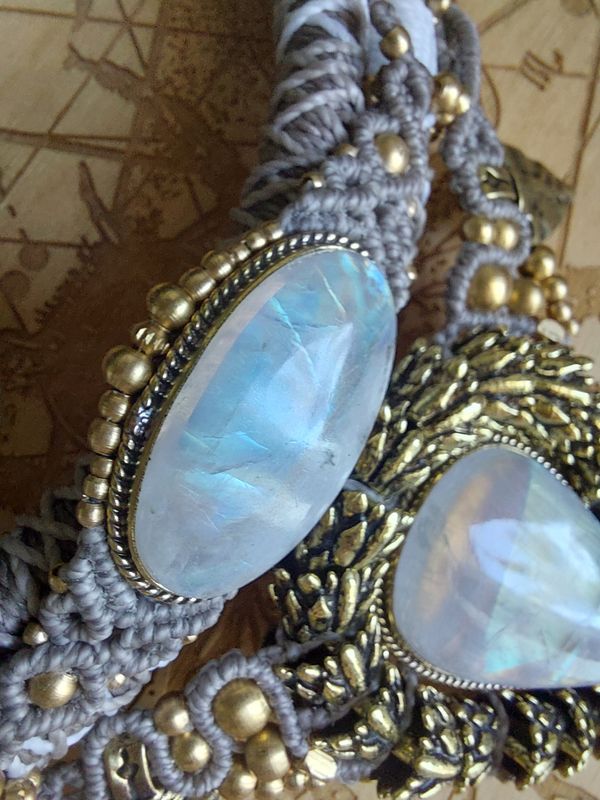 Lunith coil necklace
