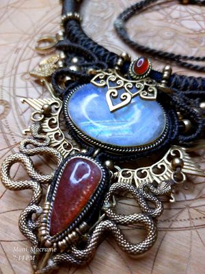 Eclipse serpent necklace 