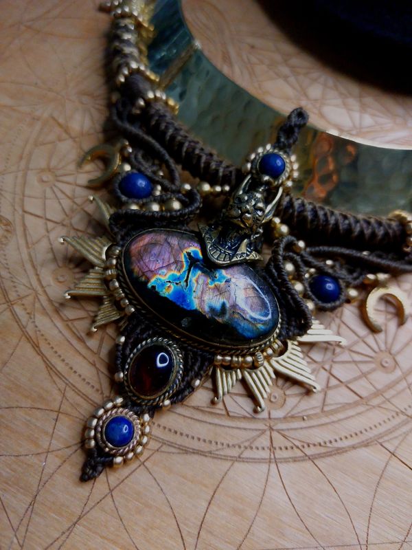 Anubis choker