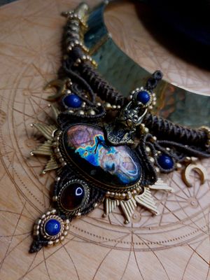 Anubis choker