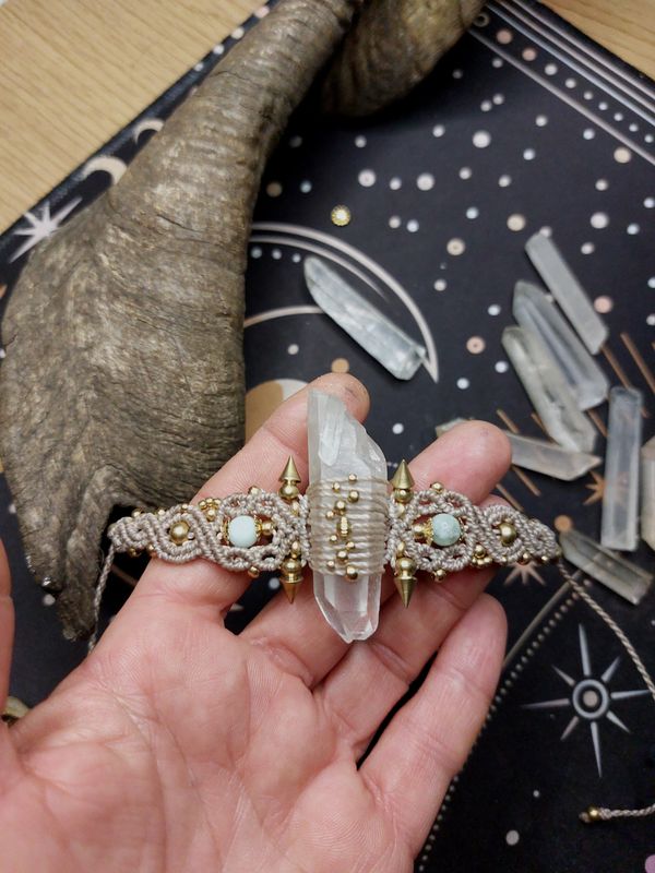 Light portal quartz bracelet